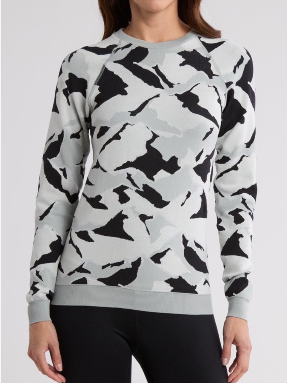 NWT Sweaty Betty Mountain Crewneck Base Layer LS Gray Black Camo Womens Small